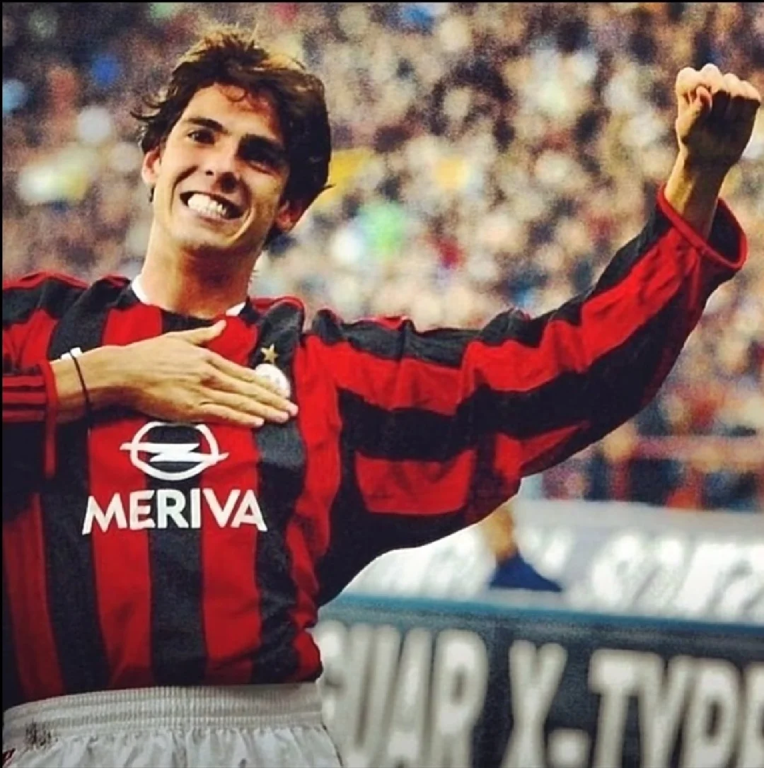 关于转折点AC米兰造点机会，德甲加时末段攻防权衡，话题不断，年轻球员得到机会的信息-英雄联盟